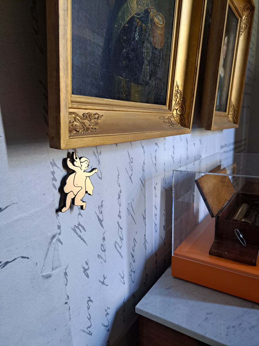 Engeltje Putto overal in huis verstopt